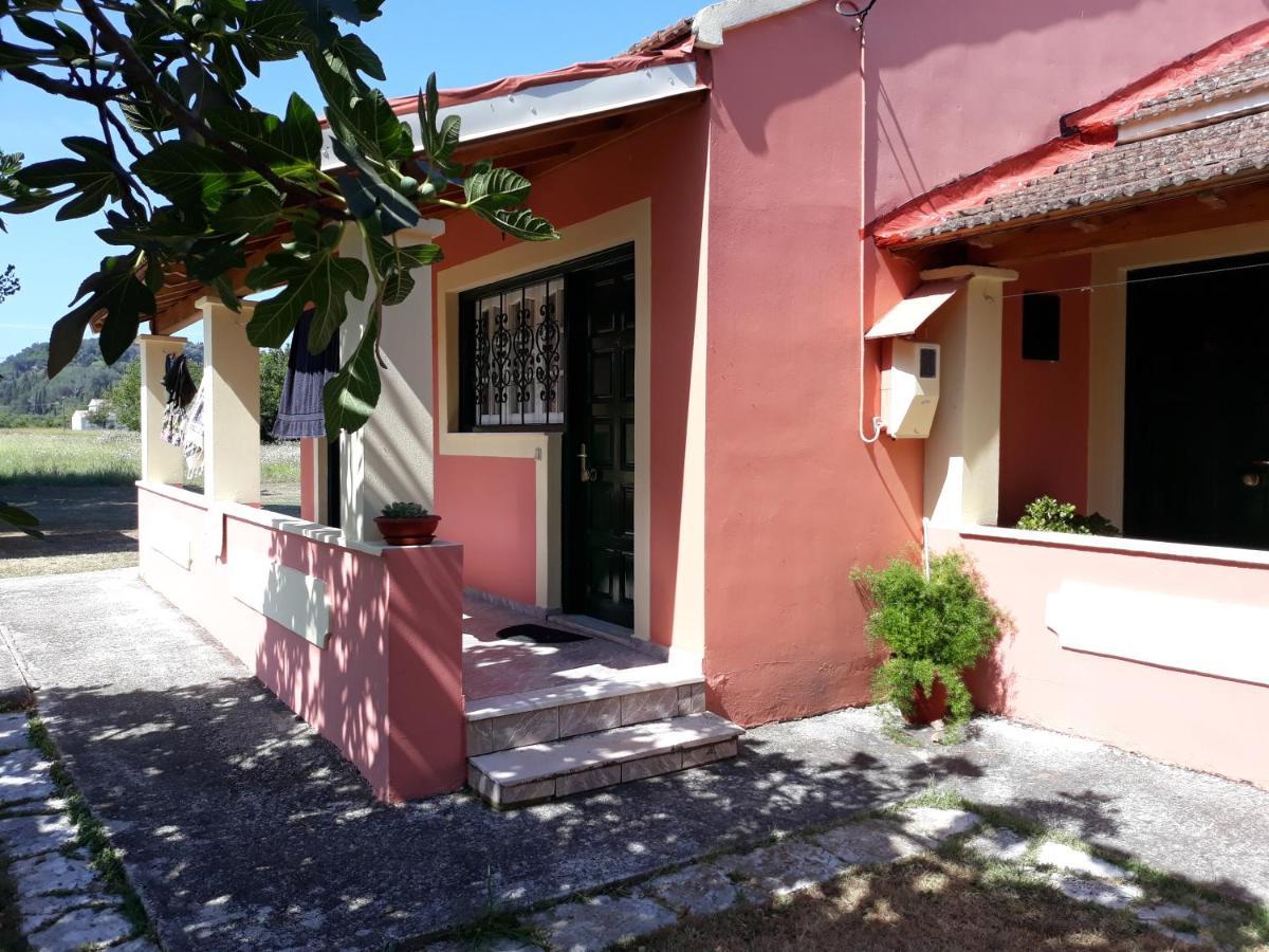 Aggeliki Apartments Сидарион Экстерьер фото