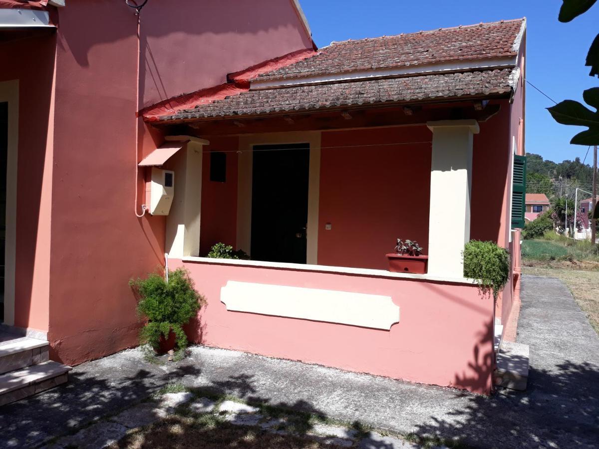 Aggeliki Apartments Сидарион Экстерьер фото